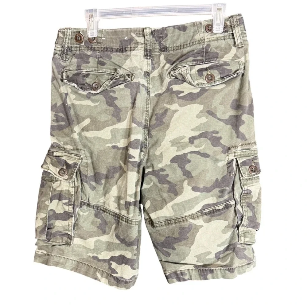 American Eagle Mens Size 31 Next Level Flex Camo Cargo Shorts Classic Stretch